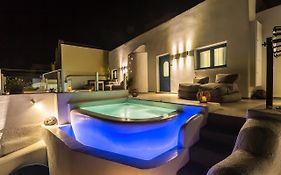 Amera Suites