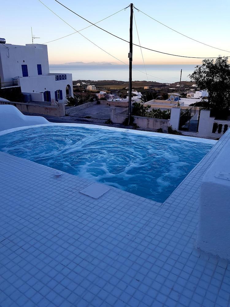 Amera Suites Φηρά Εξωτερικό φωτογραφία