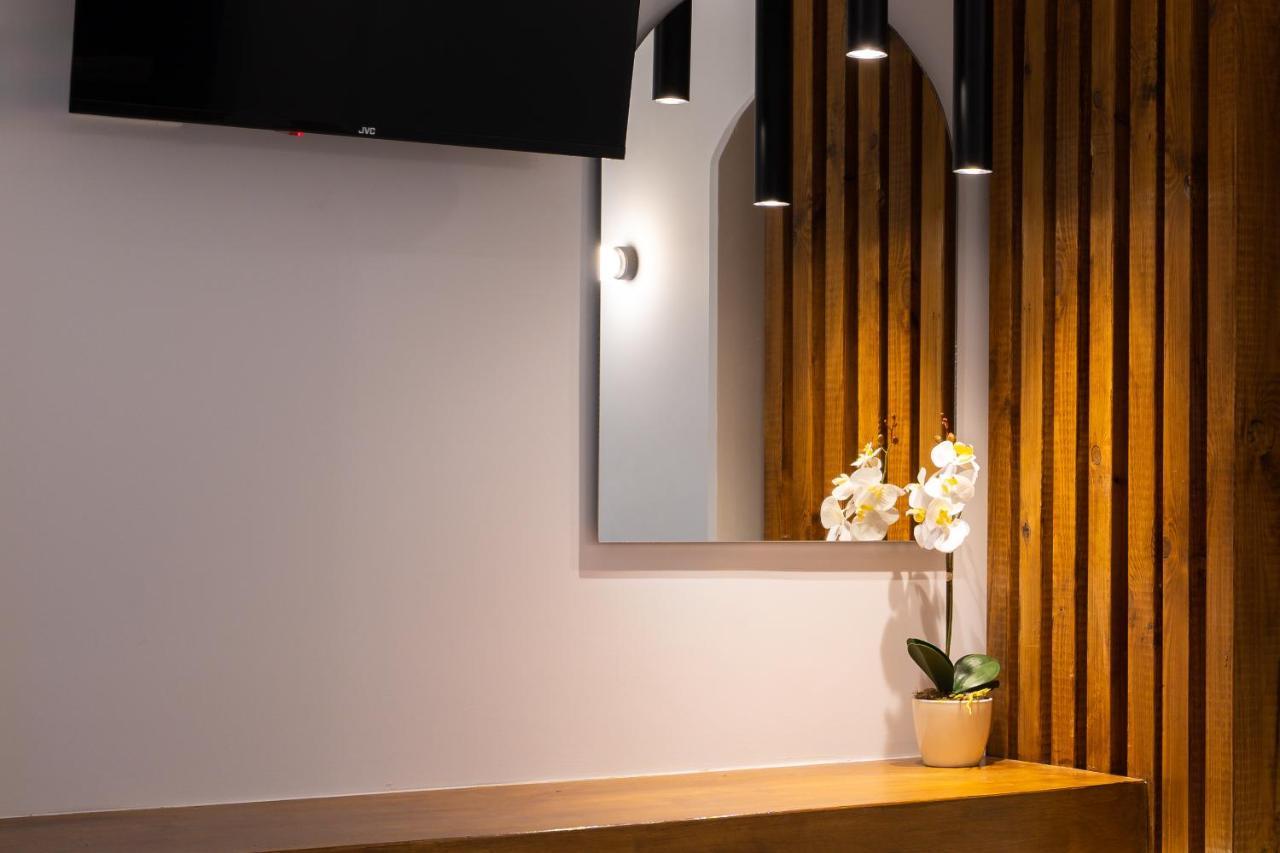 Amera Suites Φηρά Εξωτερικό φωτογραφία